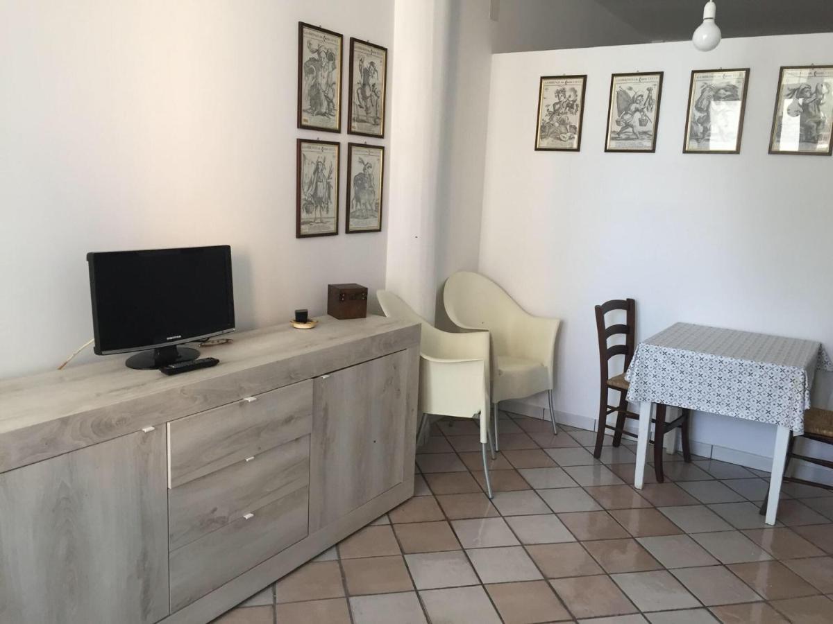 Affittasi Casa Vacanza A Casa Di Emma Leverano Kültér fotó